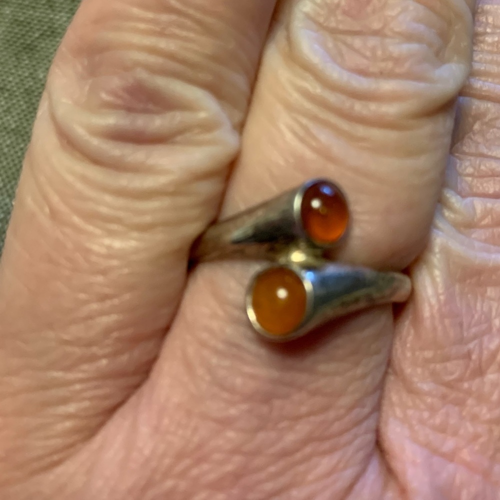 Silver and amber ring- sz 8